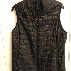 Patagonia Jackets & Coats - Patagonia Men’s Down Vest- Size Large Patagonia Jackets & Coats - Patagonia Men’s Down Vest- Size Large